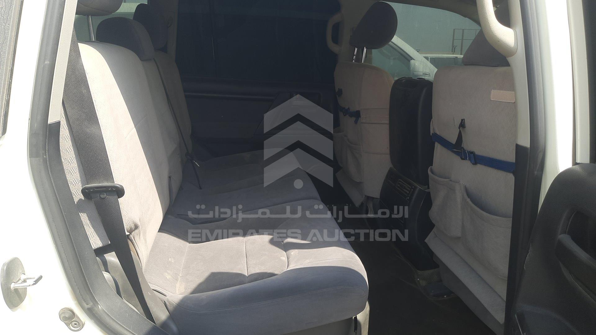 2011 TOYOTA LAND CRUISER VIN: JTMDU09J1B4033618