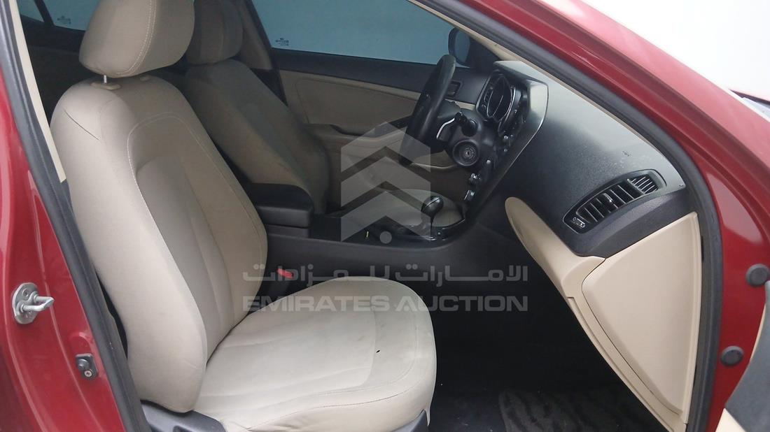 2013 Kia Optima — Front Right Passenger Seat View — Photo 27