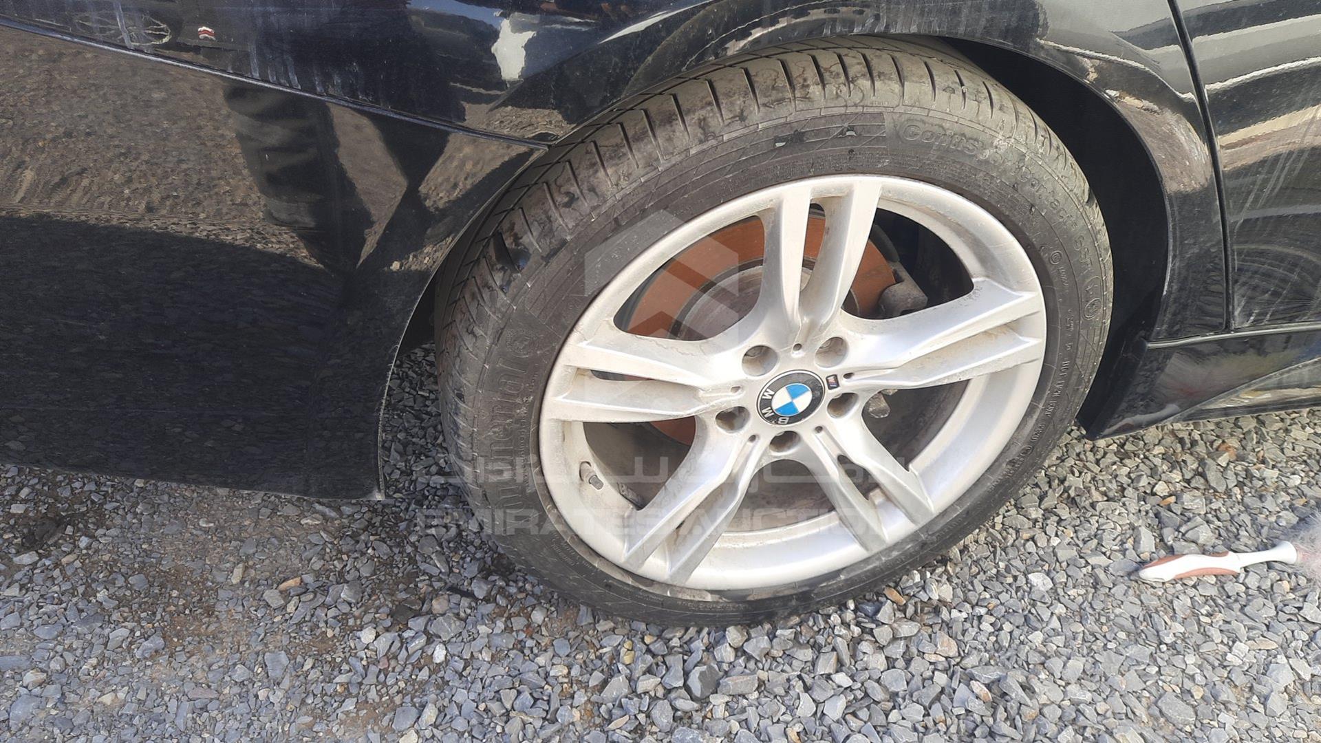 2018 BMW 318I VIN: WBA8E310XJEM52690