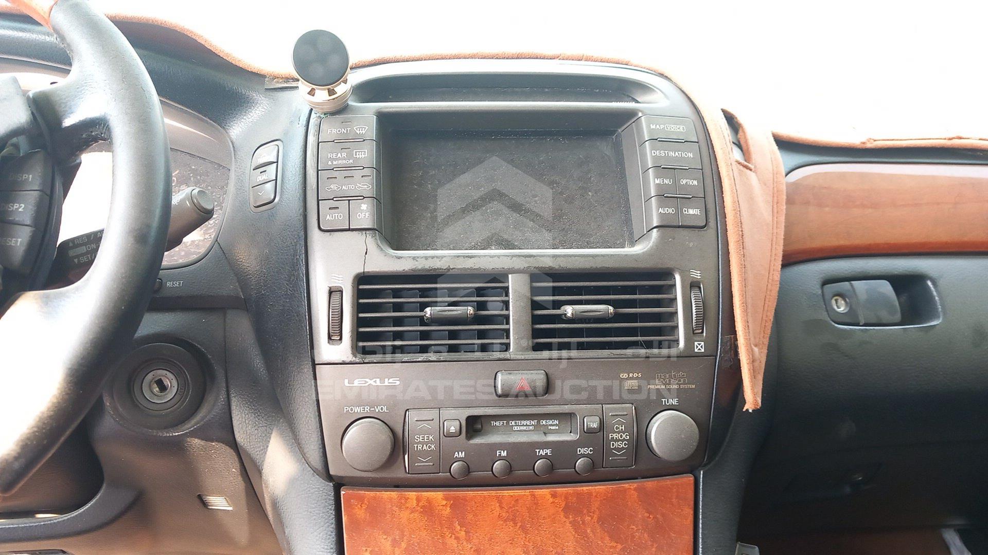 2001 LEXUS LS 430 VIN: JTHBN30F410012023
