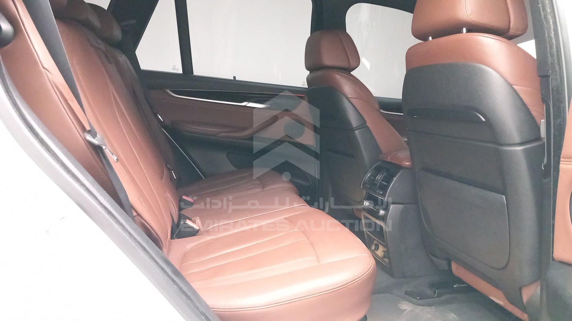 2014 BMW X5 VIN: WBAKR010XE0J21328