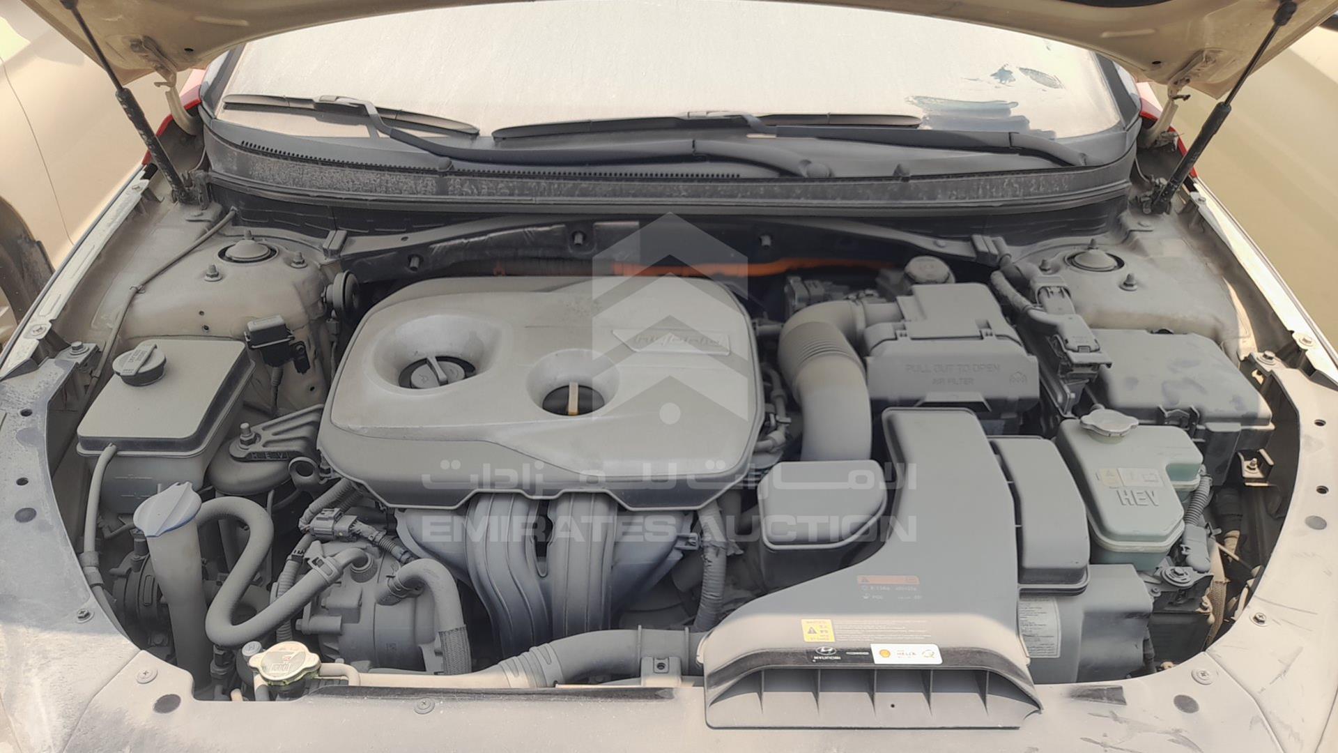 2018 HYUNDAI SONATA VIN: KMHE24139JA082043
