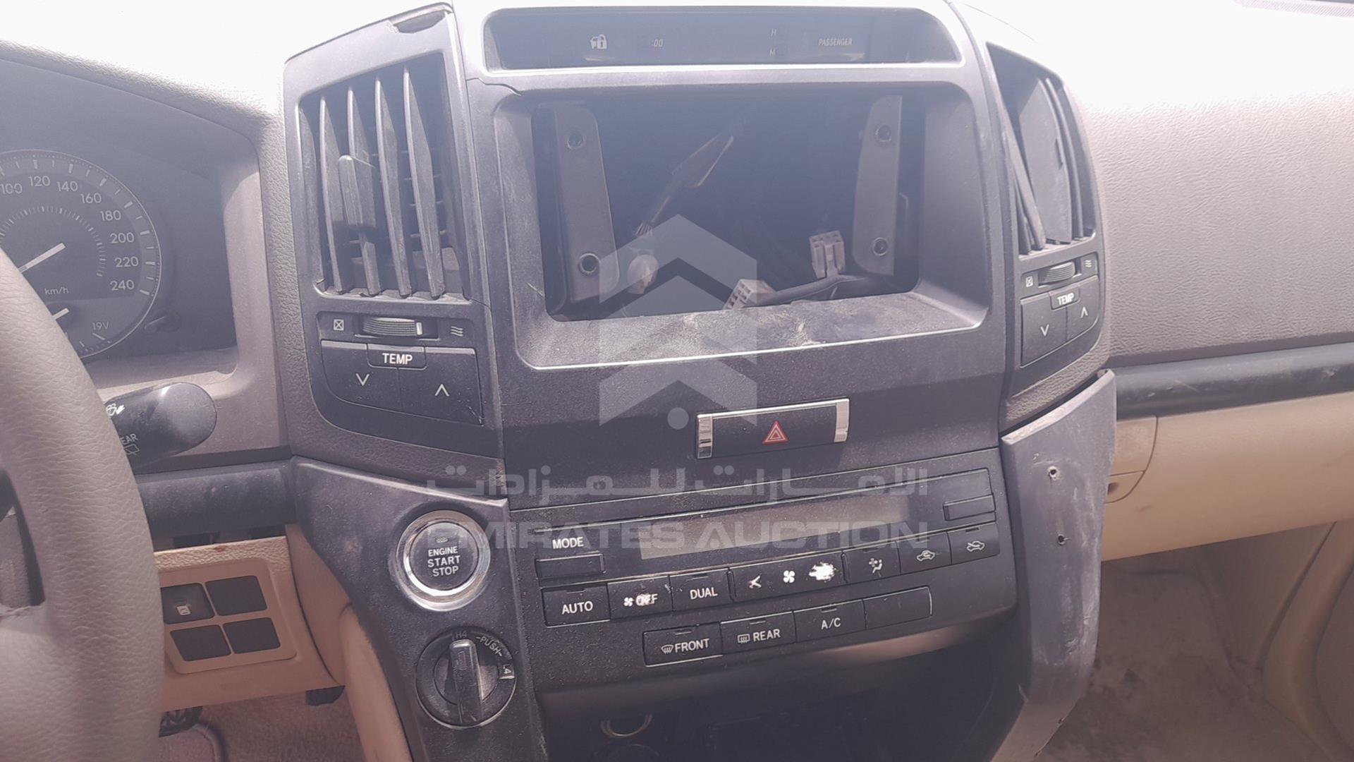 2013 TOYOTA LAND CRUISER VIN: JTMDU09J1D4063740