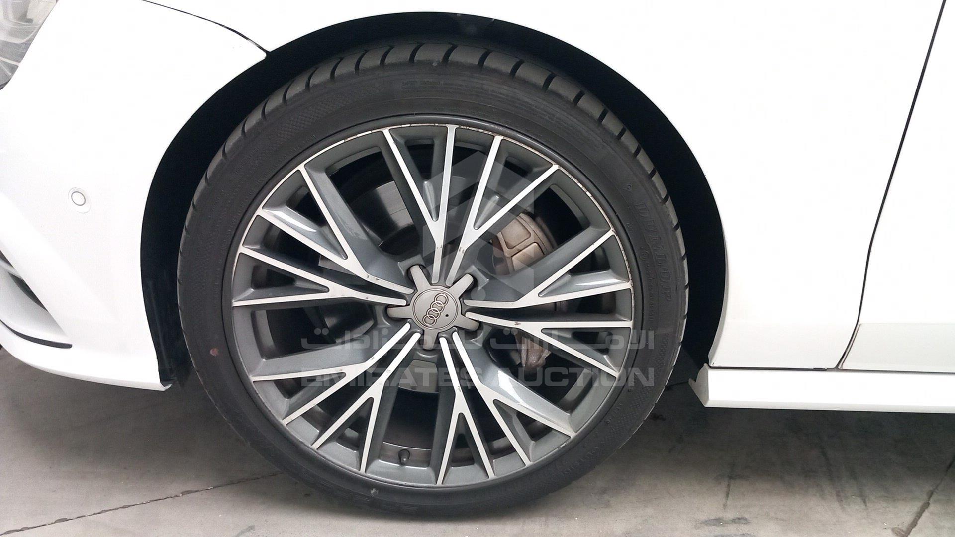 2017 AUDI A7 VIN: WAUSGCFCXHN069555