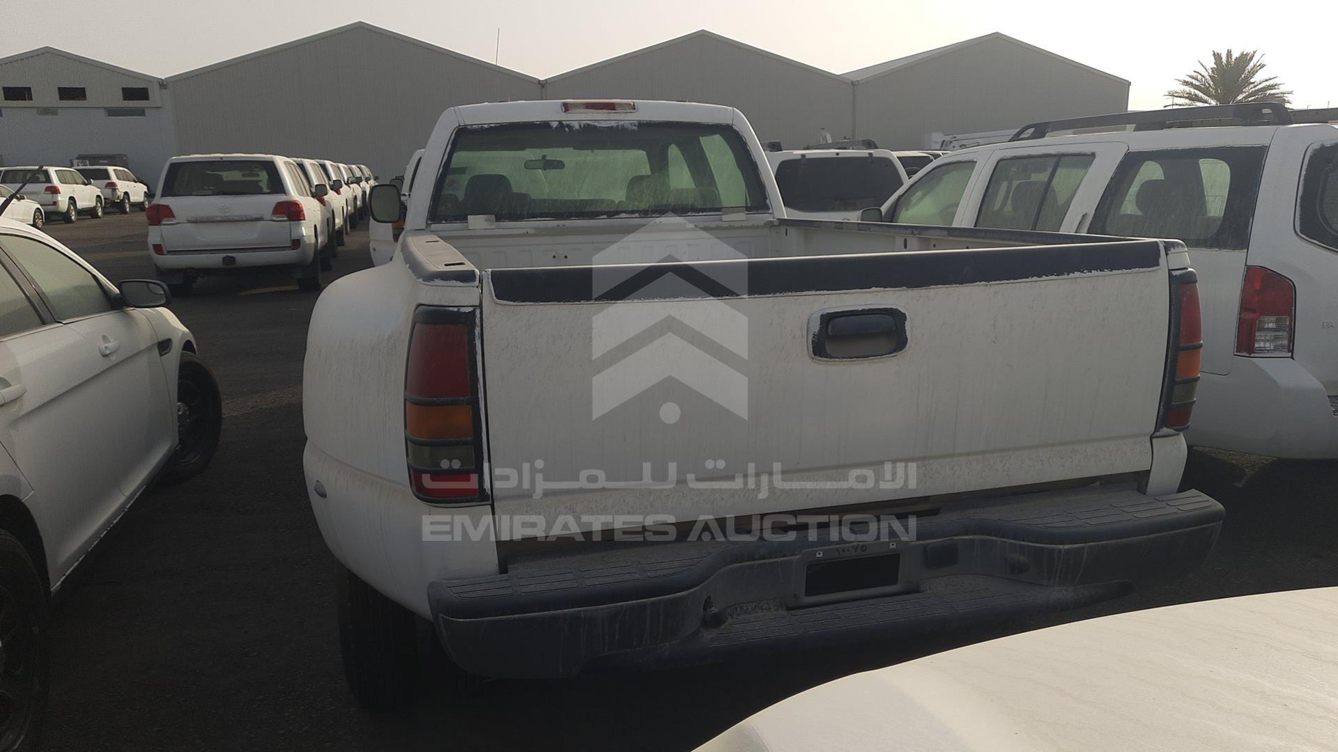 2003 CHEVROLET SILVERADO VIN: 1GCJK33U03F173050