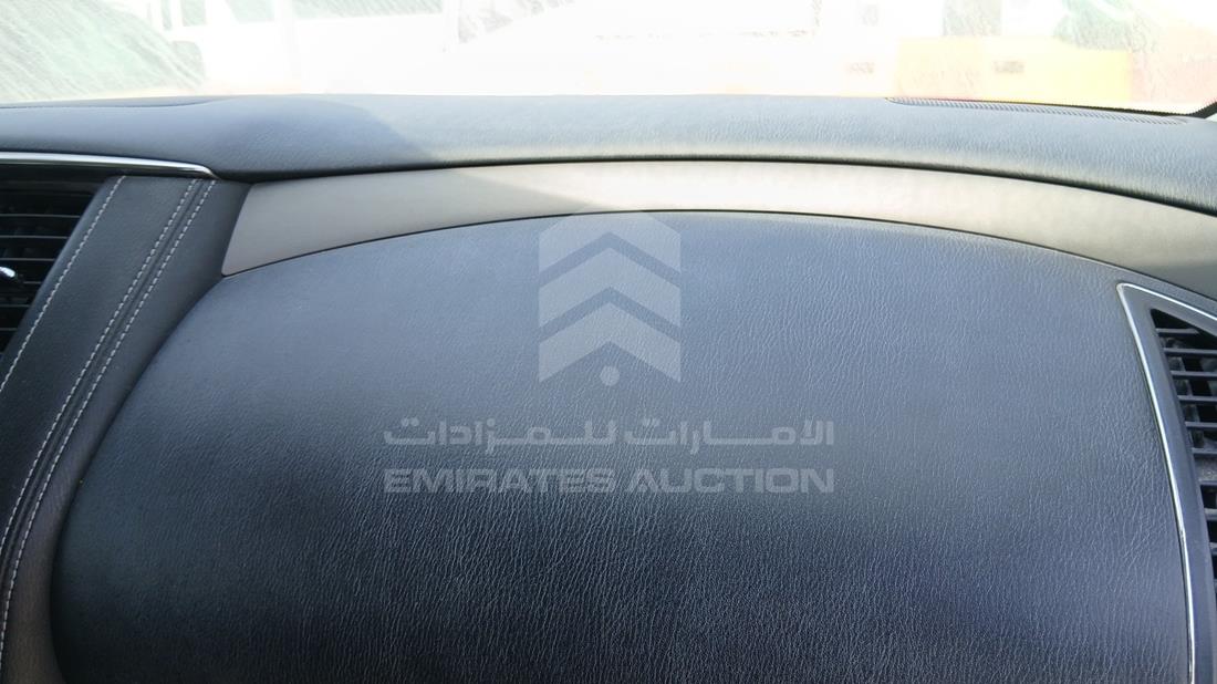 نيسان باترول 2019 — زاوية واجهة الراكب الأمامي الأيمن — صورة 26