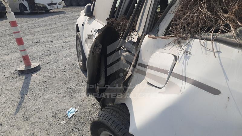 VIN: JTEHH20V955007456 Auction: EmiratesAuction Lot: 343812 JTEHH20V955007456 Toyota RAV 4 2005 BLACK Photo 17
