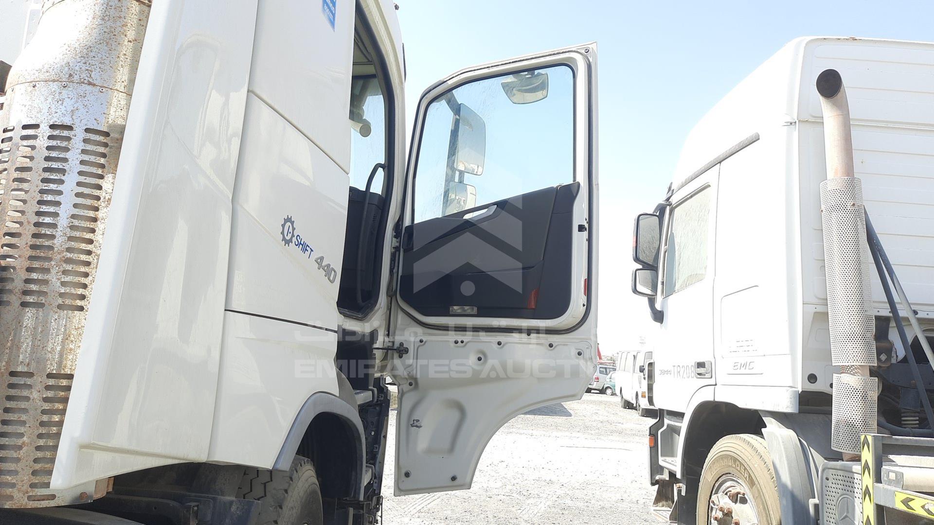 2014 VOLVO FH 440 VIN: YV2RS02D7EA765781