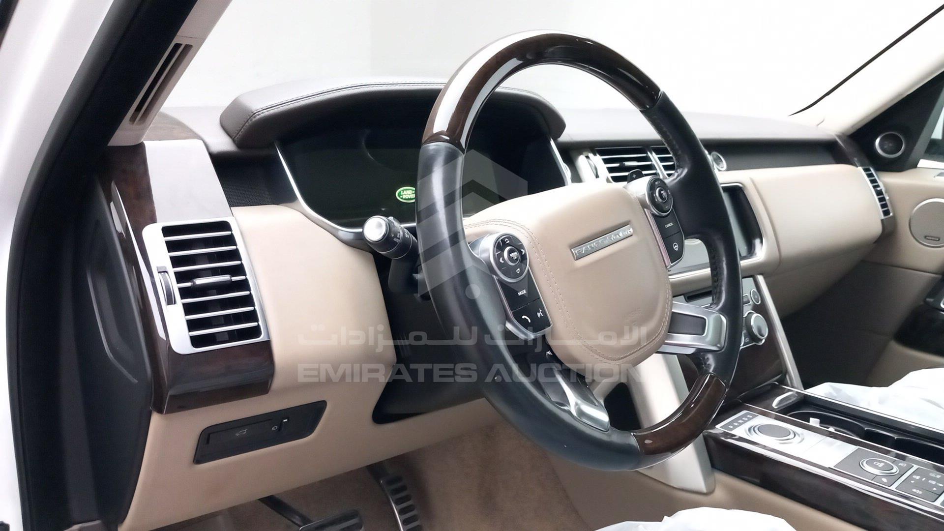 2015 RANGE ROVER VOGUE VIN: SALGA2EF3FA225173