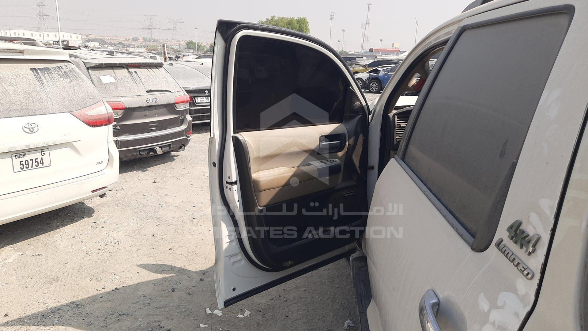 2010 TOYOTA SEQUOIA VIN: 5TDBY68A7AS031648