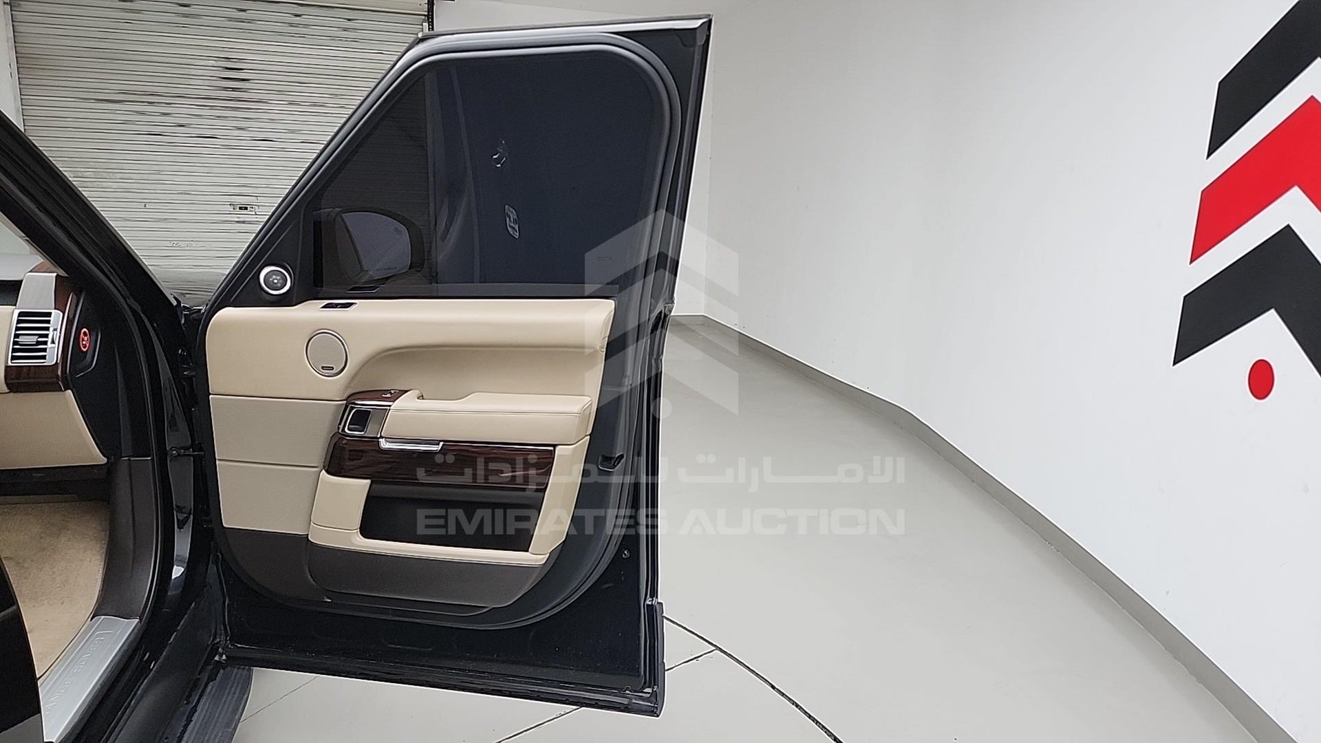 2014 RANGE ROVER HSE VIN: SALGA2DF0EA127878