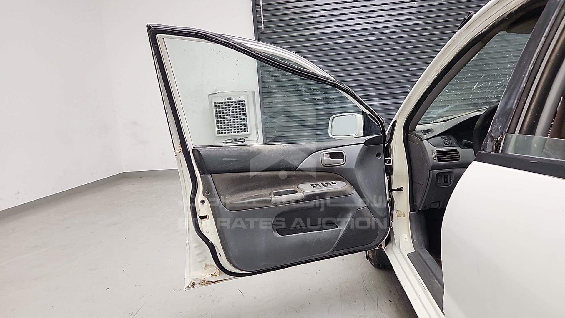 2005 MITSUBISHI LANCER VIN: JMYSTCS3A5U789617