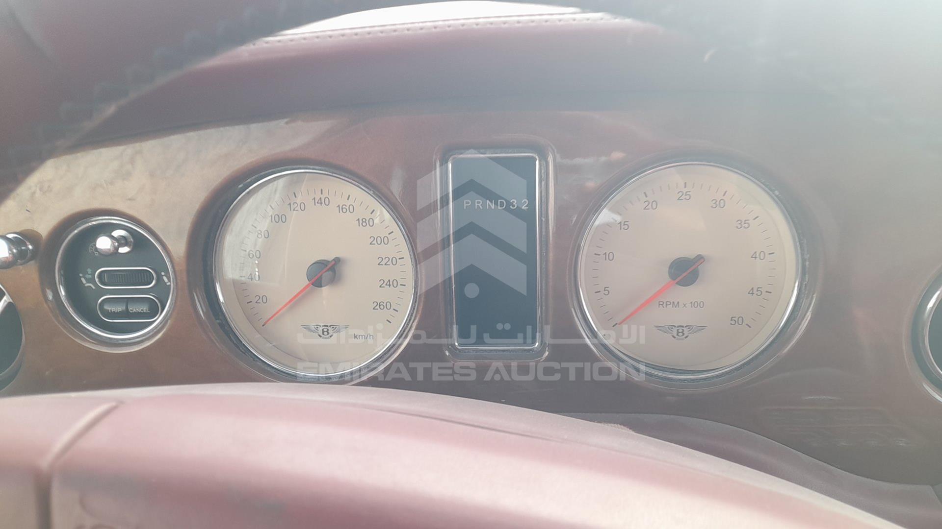 2000 BENTLEY ARNAGE VIN: SCBLC33E6YCX04648