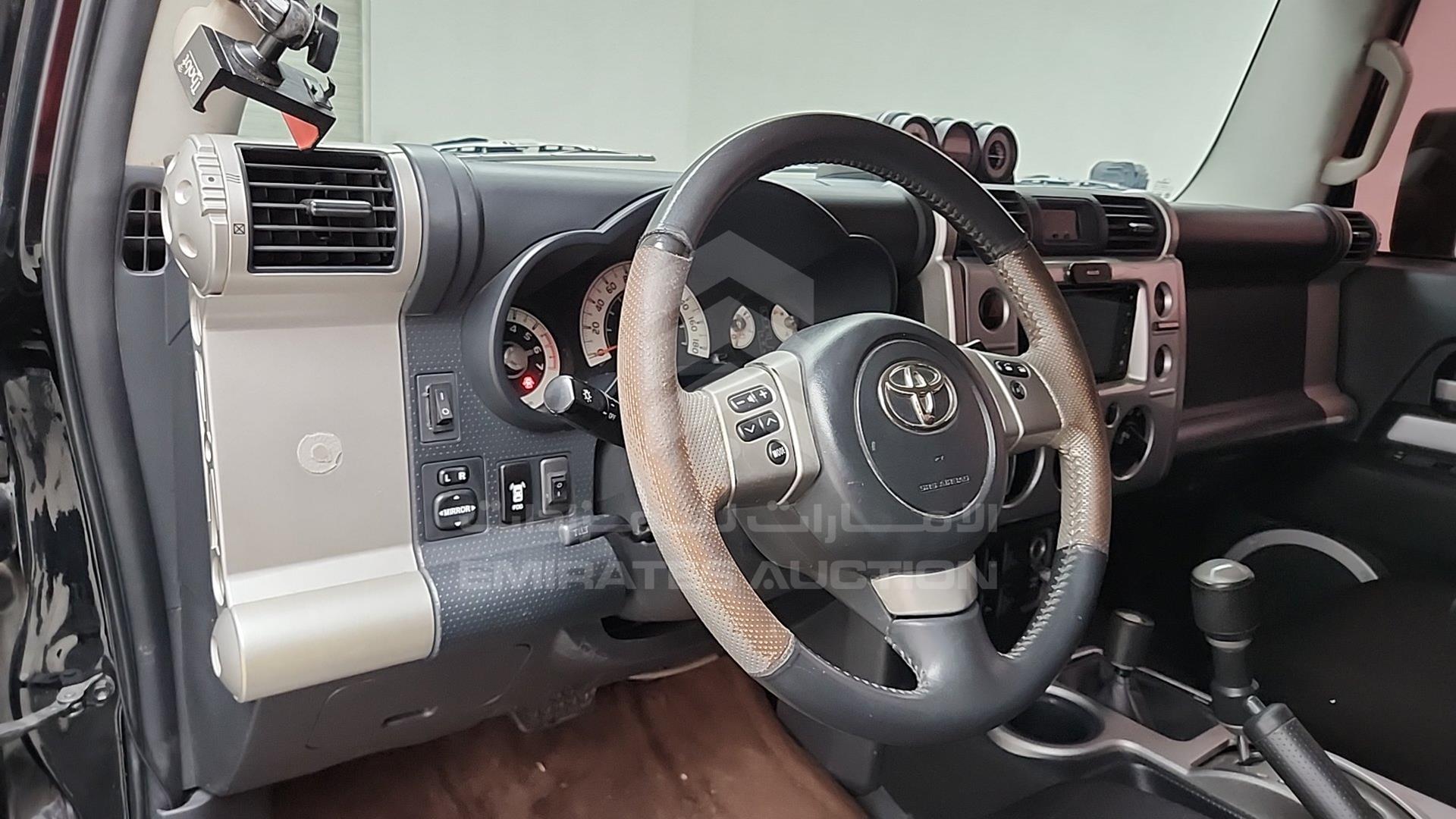 2013 TOYOTA FJ CRUISER VIN: JTEBU11F8DK168738
