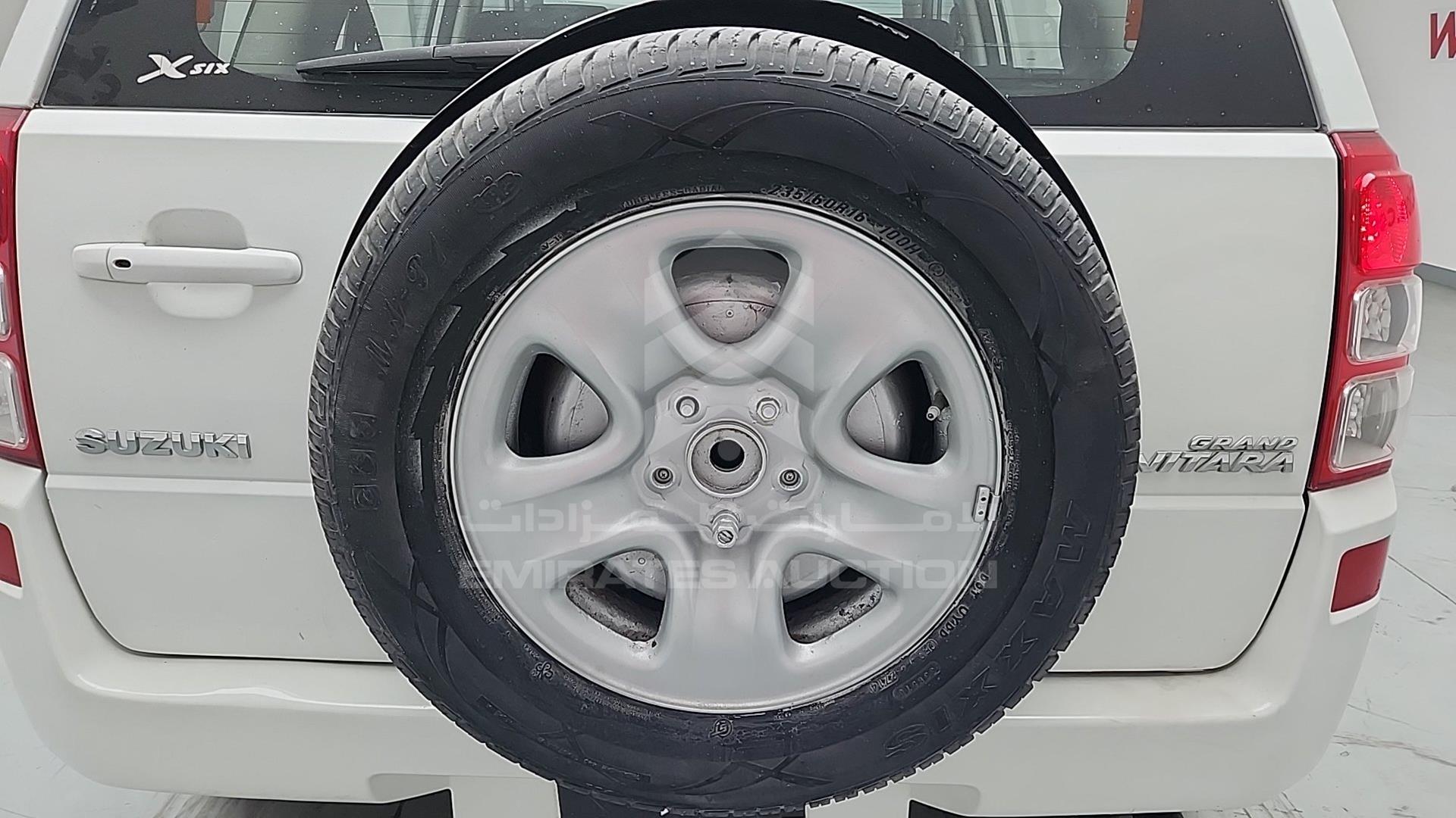 2007 SUZUKI GRAND VITARA VIN: JS3TD54V174110886