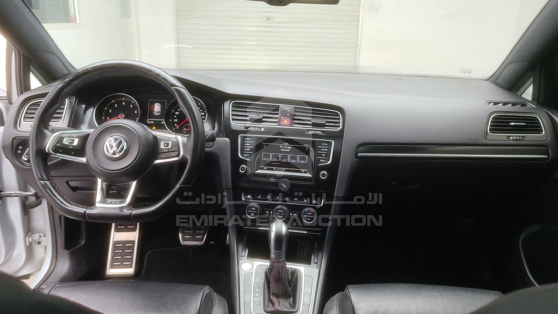 2015 VOLKSWAGEN GOLF GTI VIN: WVWFK2AU1FW000385