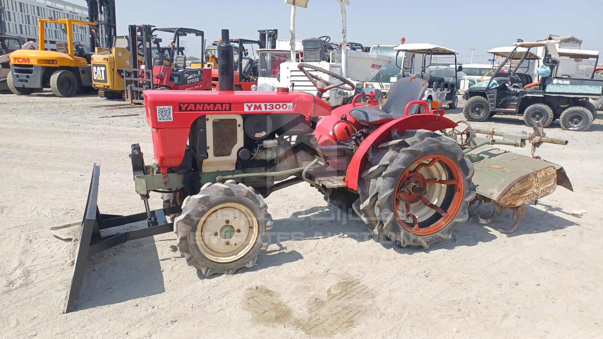 0 YANMAR --- VIN: YM1300D05117
