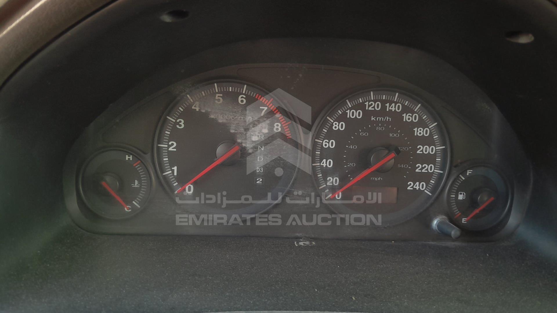 2004 HONDA CIVIC VIN: JHMES86184S404655