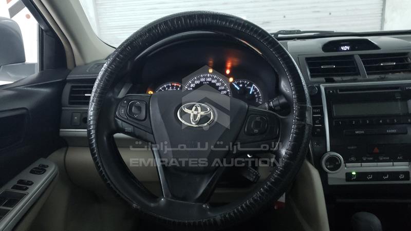 6T1BF9FK6HX692658 Auction: EmiratesAuction Lot: 436635 6T1BF9FK6HX692658 Toyota Camry 2017 WHITE Photo 13