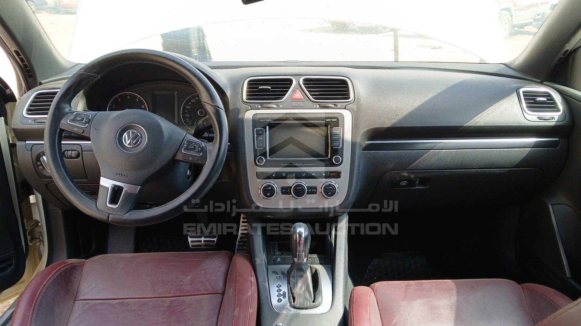 2013 VOLKSWAGEN EOS VIN: WVWAM2AH2DV002429