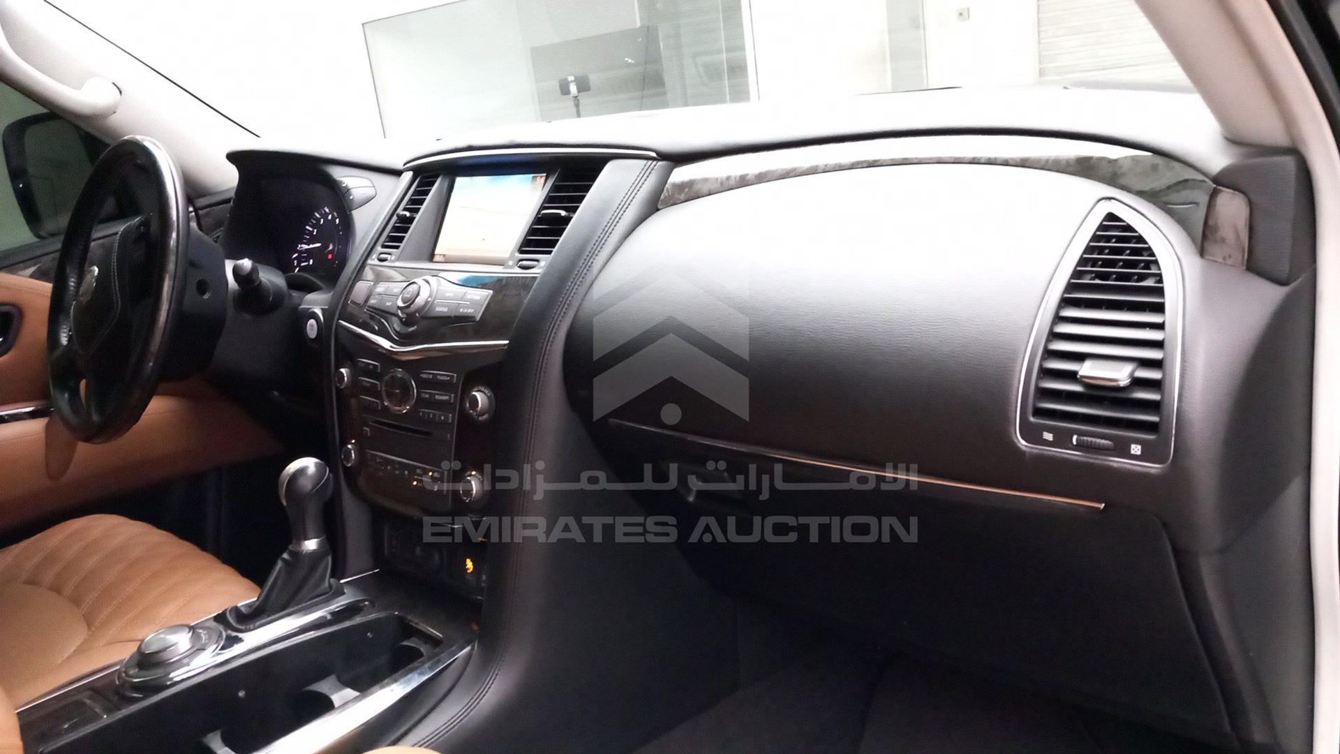 2011 INFINITI QX56 VIN: JN8AZ2ND5B9701783