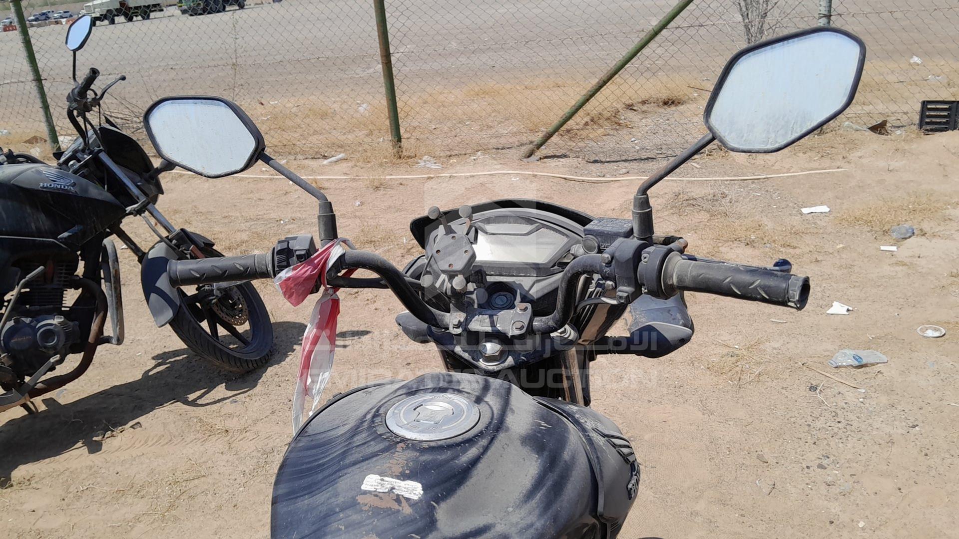 2019 HONDA UNICORN VIN: ME4KC20C8K8000438