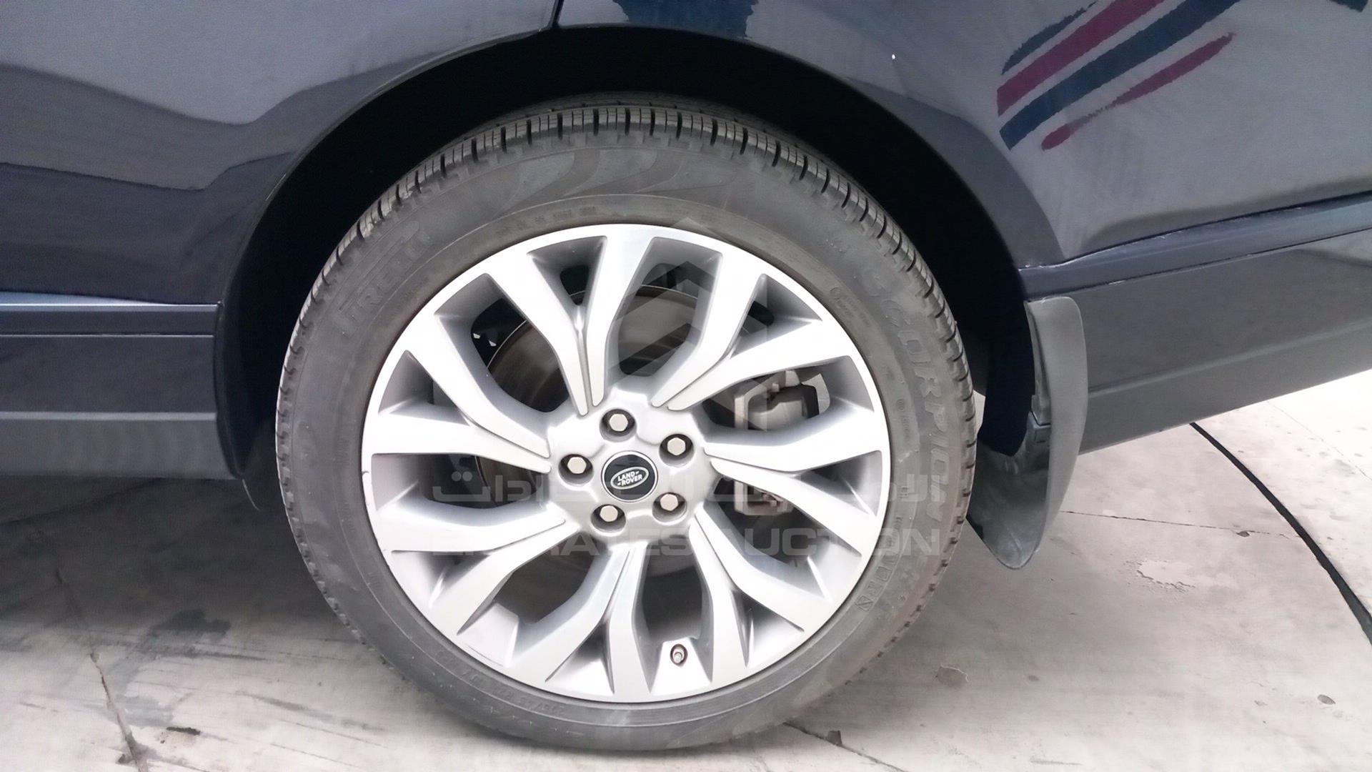 2020 RANGE ROVER VOGUE VIN: SALGA2BU4LA407639