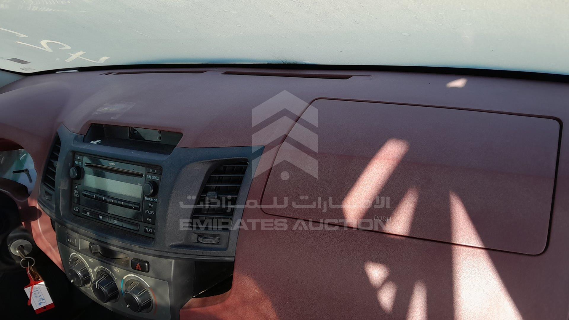 2012 TOYOTA HILUX VIN: MR0CX12GXC0075223