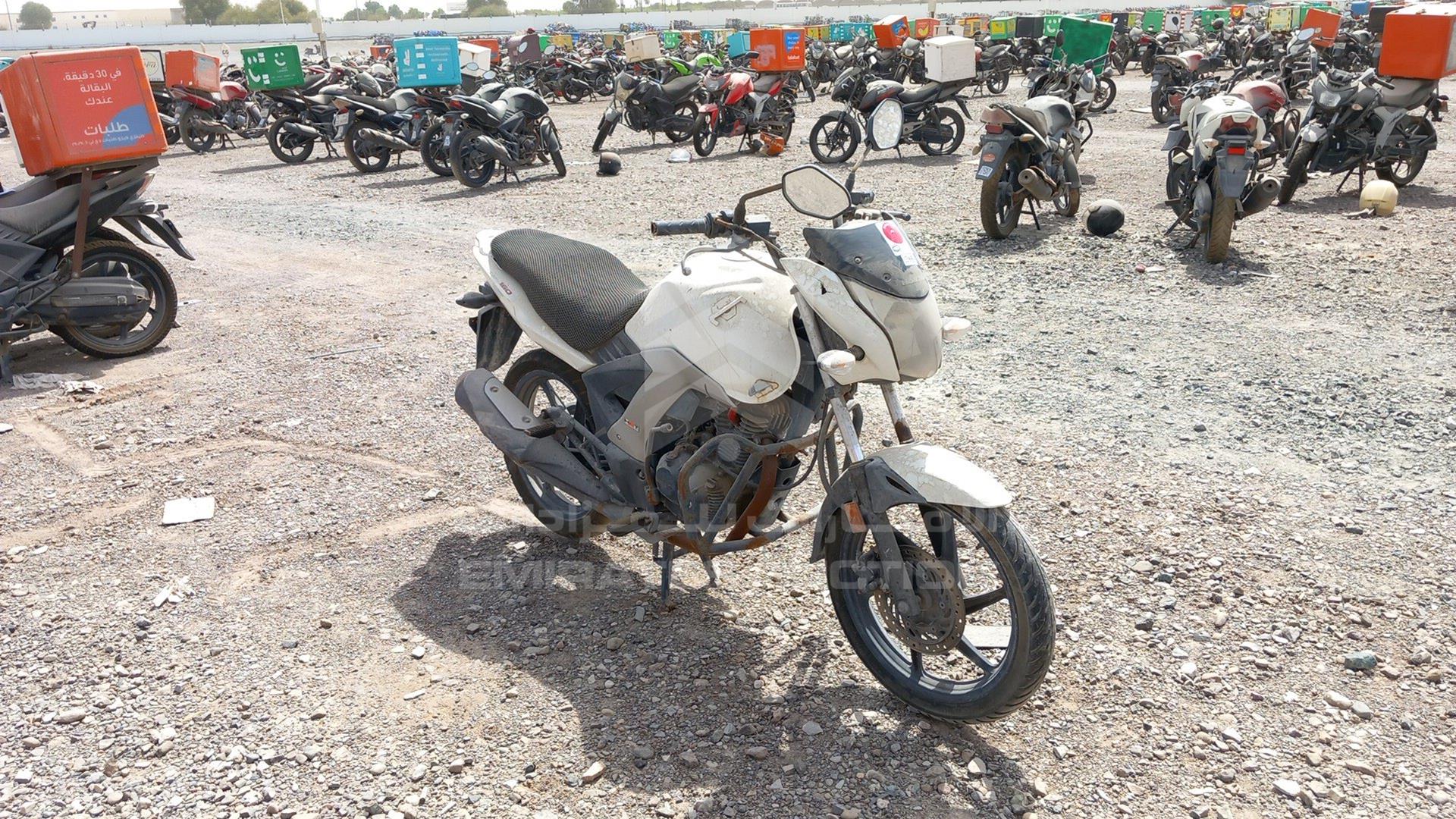 2018 HONDA UNICORN VIN: ME4KC20B1J8002845