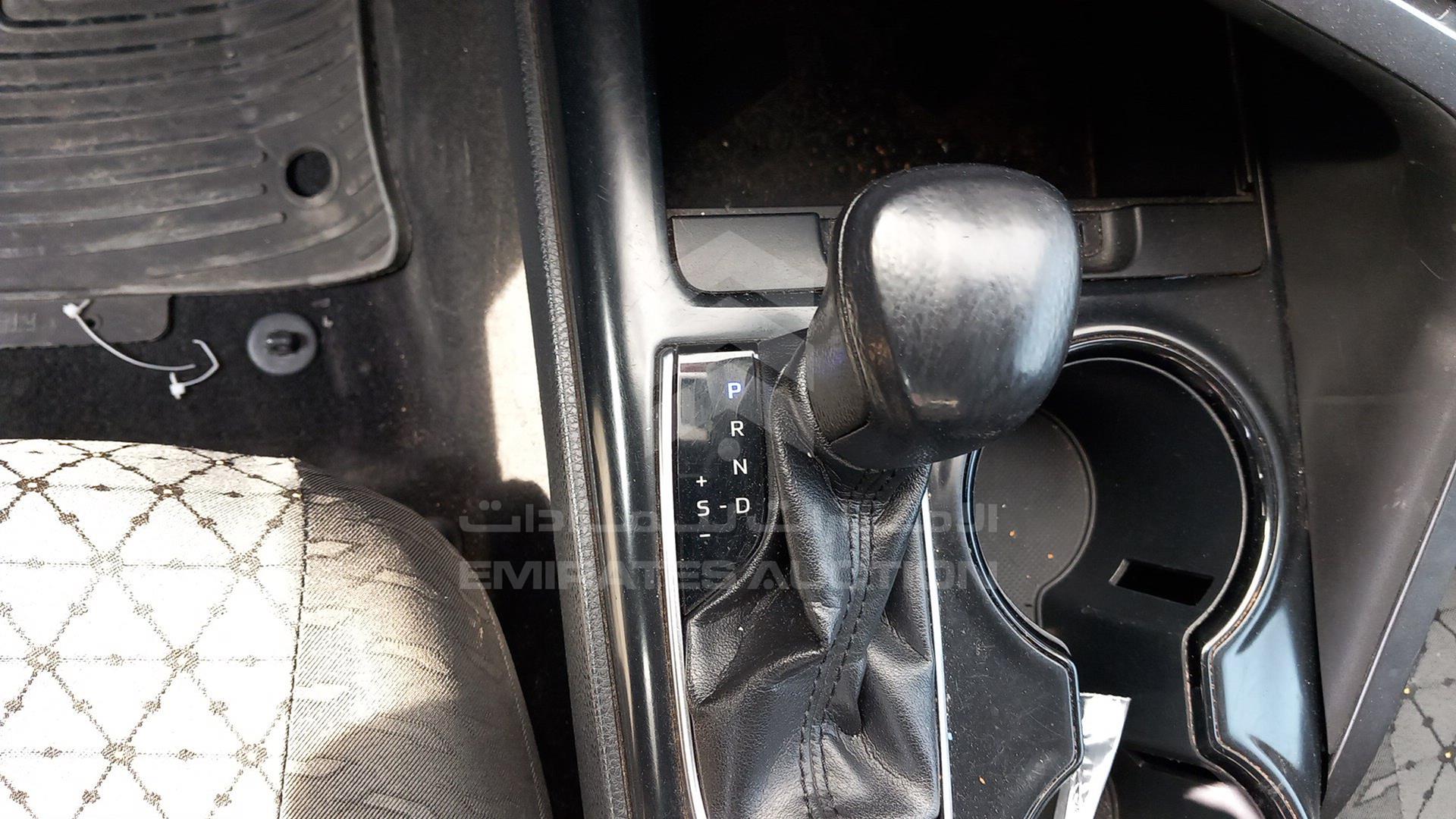 2018 TOYOTA CAMRY VIN: JTNB29HK2J3011400