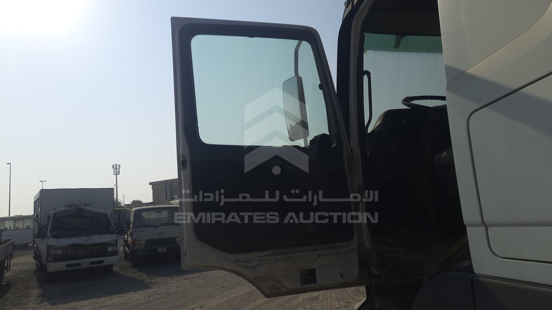 2008 MERCEDES ACTROS VIN: WDAKHCAA08L279425