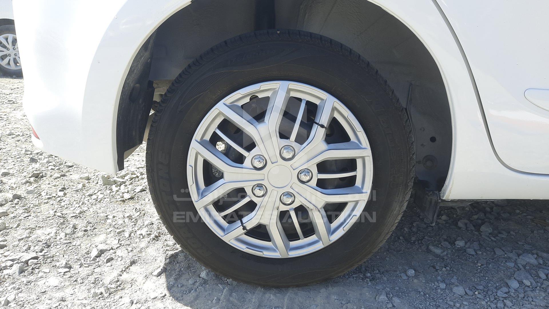 2017 TOYOTA YARIS VIN: MR2K19F33H1007244