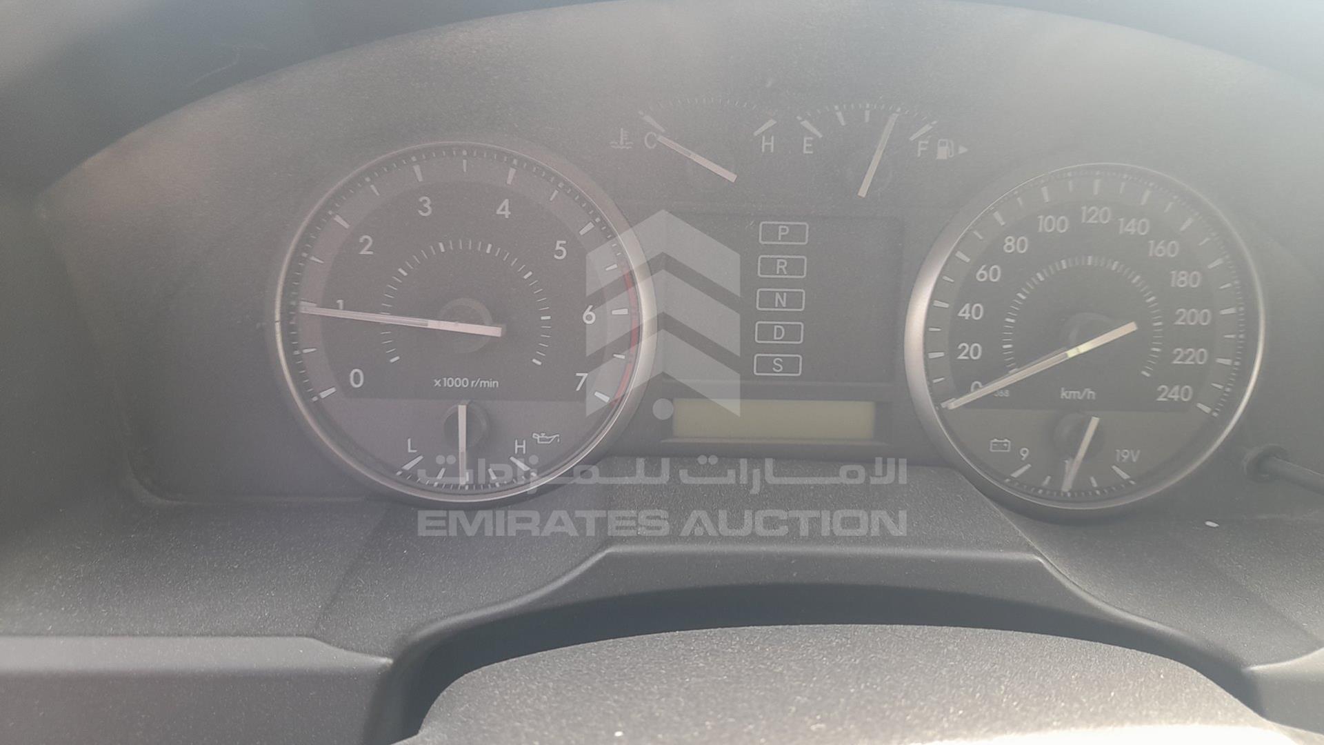 2011 TOYOTA LAND CRUISER VIN: JTMHU09J2B4042653