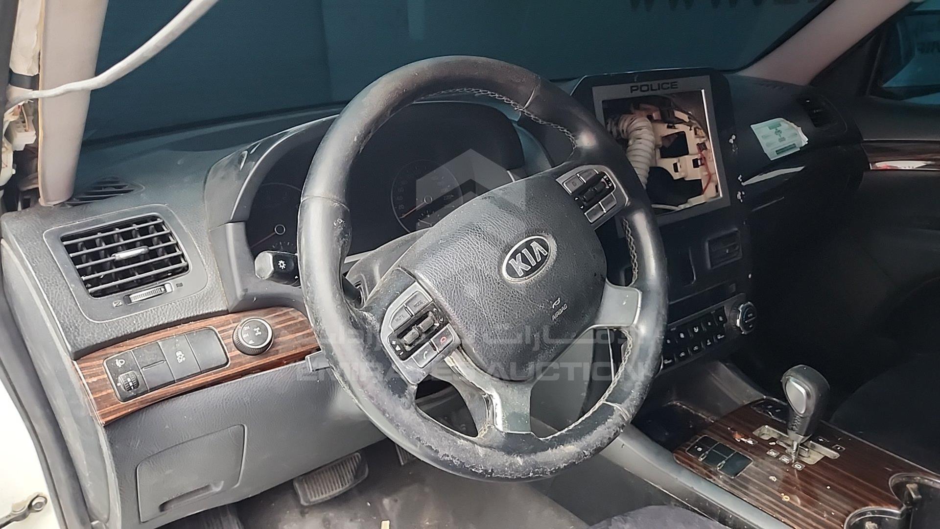 2017 KIA MOHAVE VIN: KNAKN8115H5156238