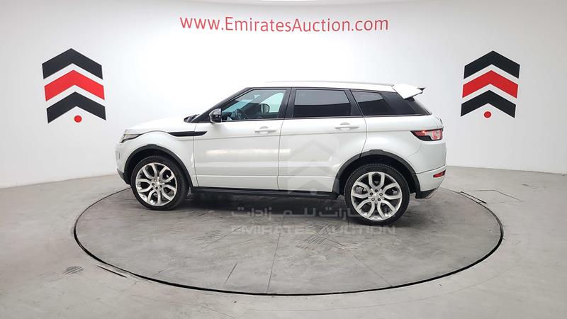 SALVA2BG0EH935397 Auction: EmiratesAuction Lot: 416781 SALVA2BG0EH935397 Range Rover Evoque 2014 WHITE Photo 56