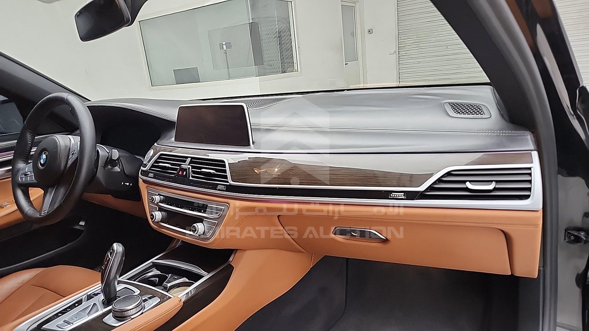2020 BMW 730 VIN: WBA7T0A01LGJ07815