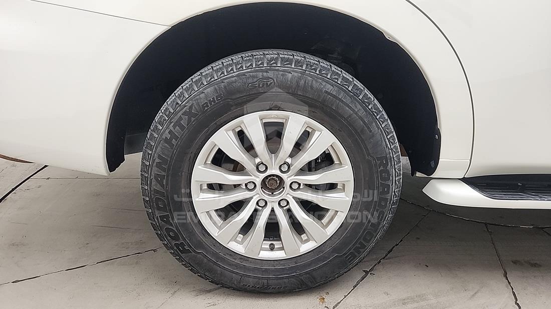نيسان باترول 2019 — الباب الخلفي الأيمن — صورة 33