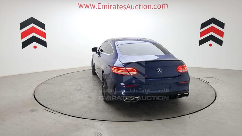 WDDWJ4JB4HF383700 Auction: EmiratesAuction Lot: 406062 WDDWJ4JB4HF383700 Mercedes C 300 2017 BLUE Photo 12