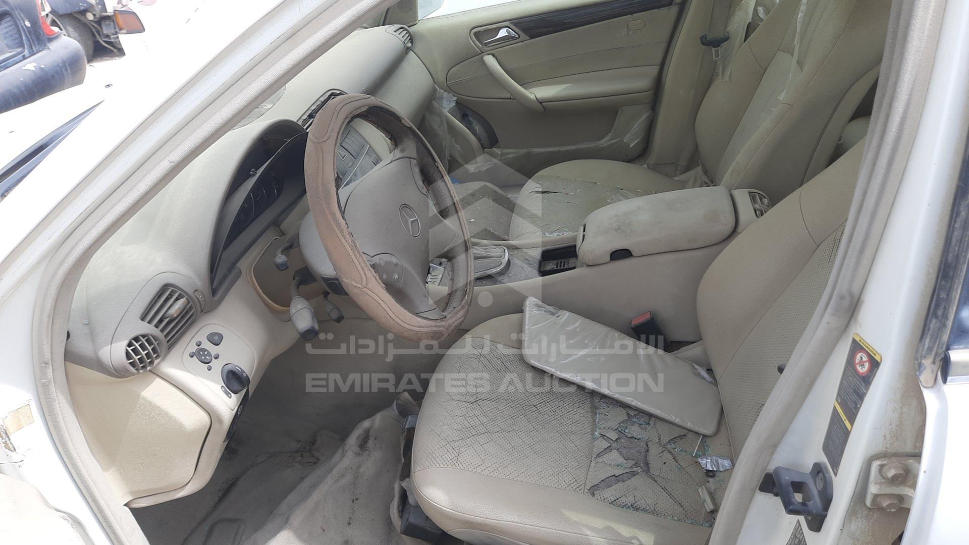 0 MERCEDES C 230 VIN: WDB2030401F632680