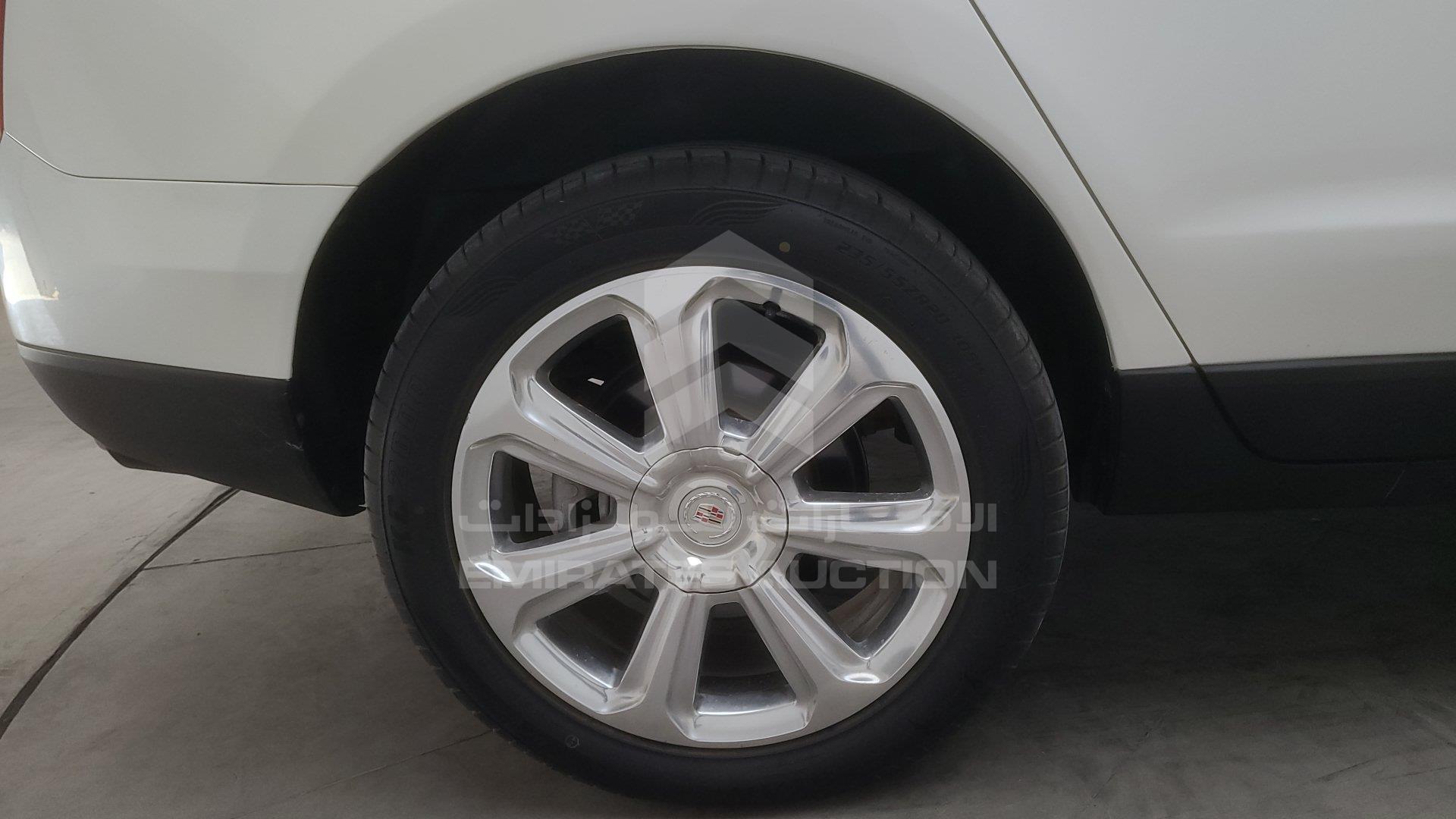 3GYFN9E32FS556311 - 2015 Cadillac SRX - #428187