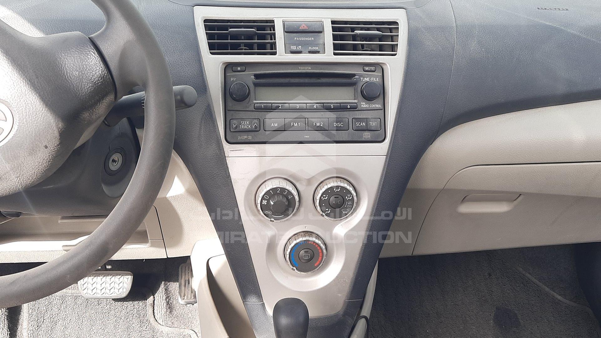 2006 TOYOTA YARIS VIN: JTDBW923661022350