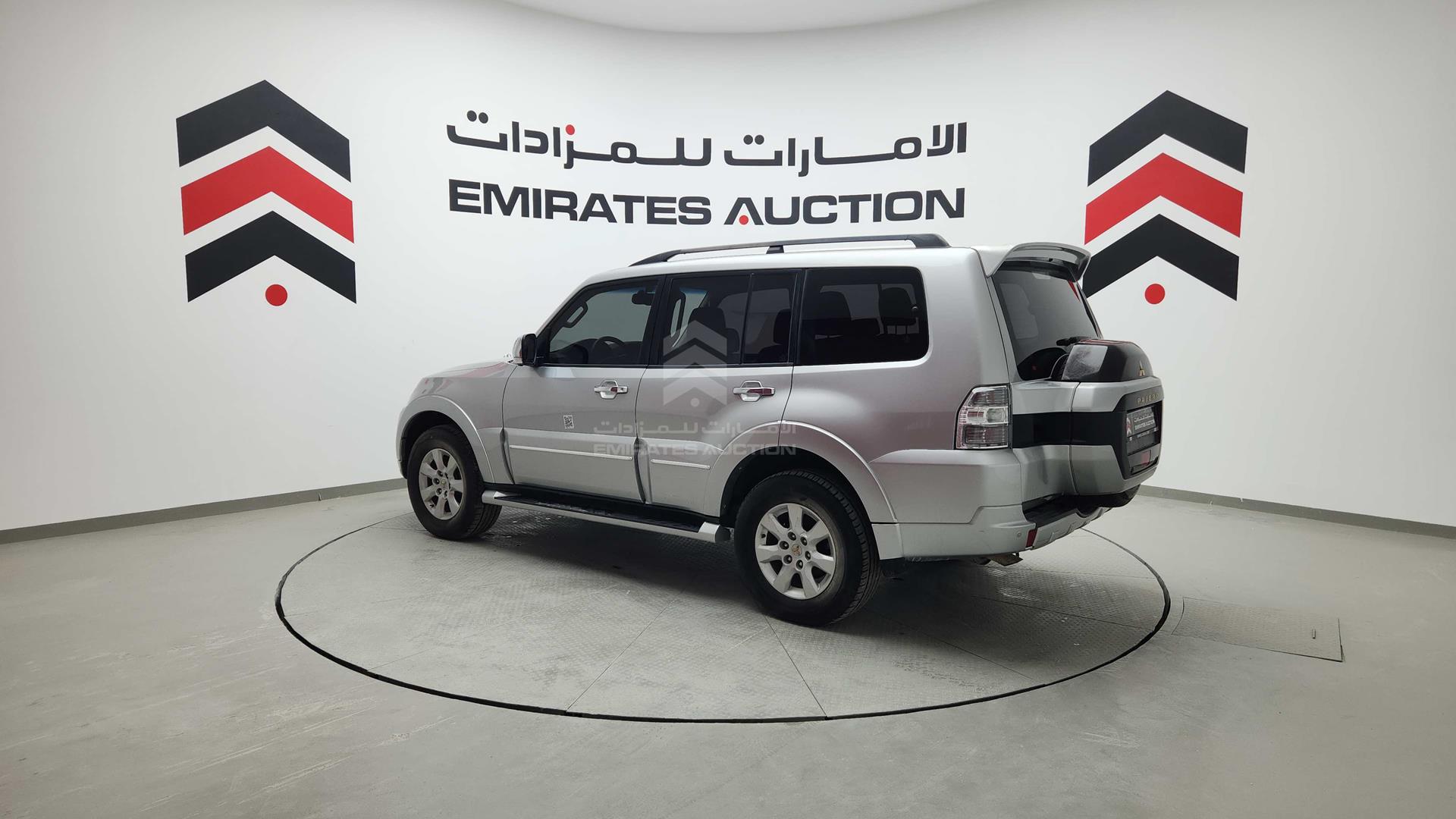 2020 MITSUBISHI PAJERO VIN: JE4MR62M7LJ713055