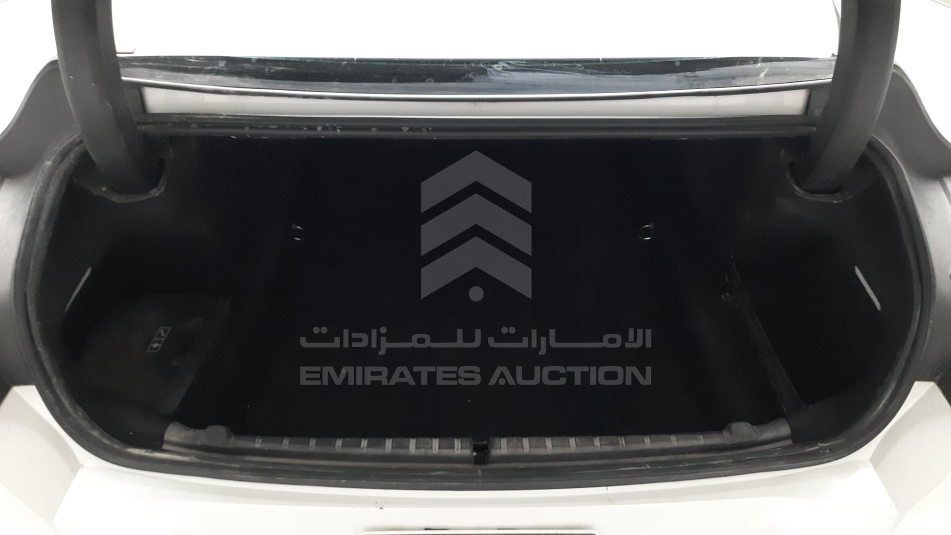 2020 BMW 840 VIN: WBAGV2A04LCE07560