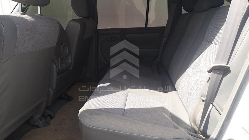 VIN: JTGHJ01J473010873 Auction: EmiratesAuction Lot: 342856 JTGHJ01J473010873 Toyota Land Cruiser 2007 WHITE Photo 18