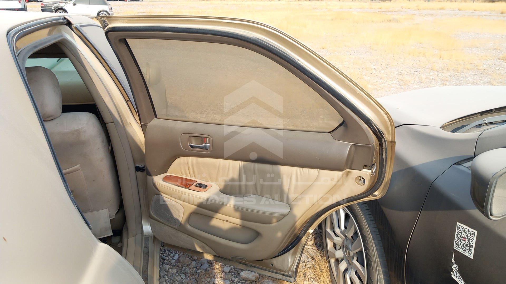 1999 LEXUS LS400 VIN: JT8BH28F3X0162722
