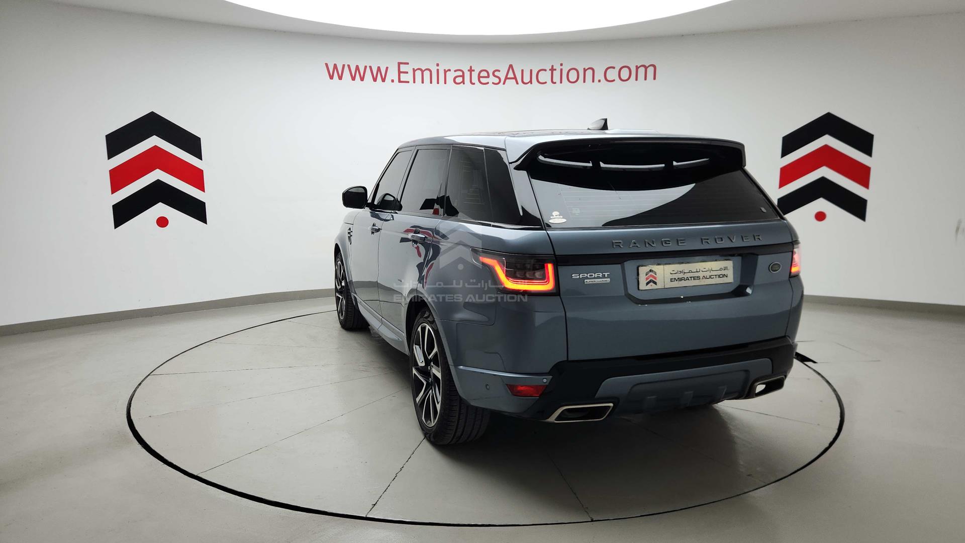 2018 RANGE ROVER SPORT VIN: SALWA2BE1JA185420
