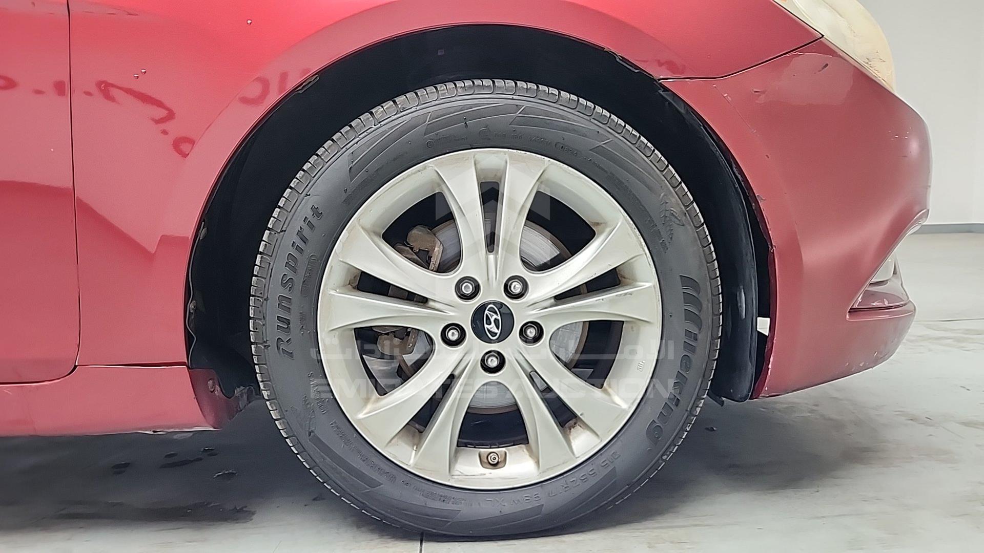 2011 HYUNDAI SONATA VIN: 5NPEC4AC7BH097202