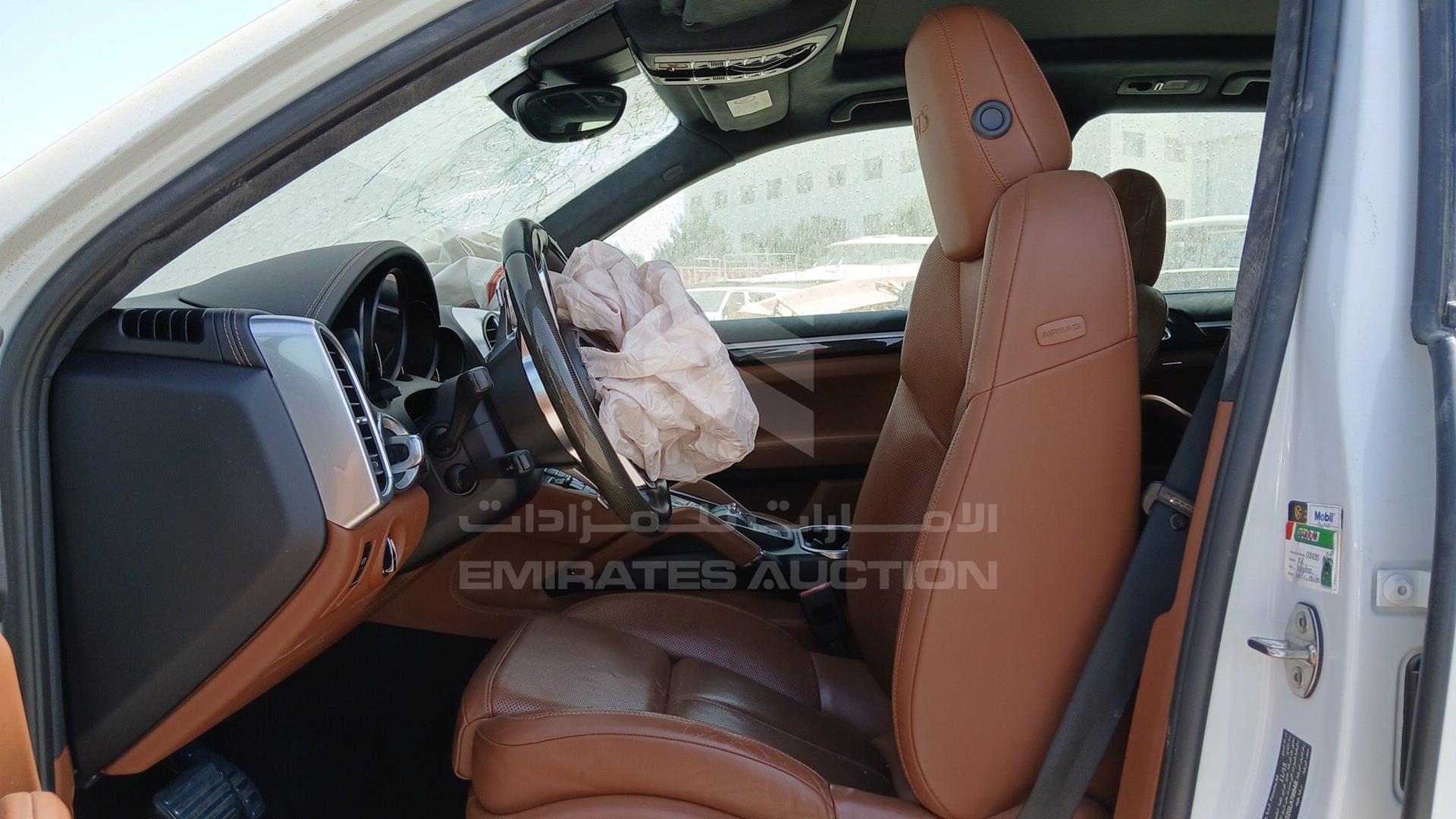2016 PORSCHE CAYENNE VIN: WP1ZZZ92ZGLA78848