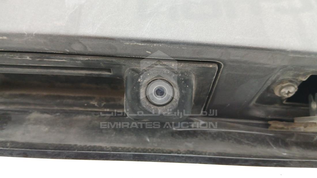 2008 Volkswagen Touareg — Rear Camera & 360 View — Photo 14