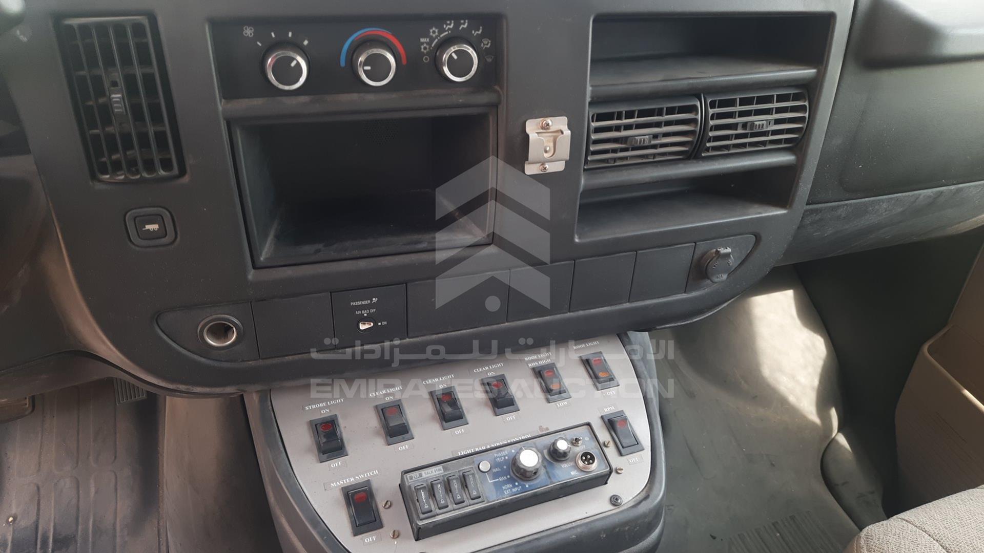 2008 CHEVROLET EXPRESS VIN: 1GCGG29K681203507